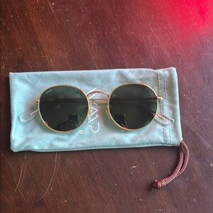 Gold Round Sunglasses